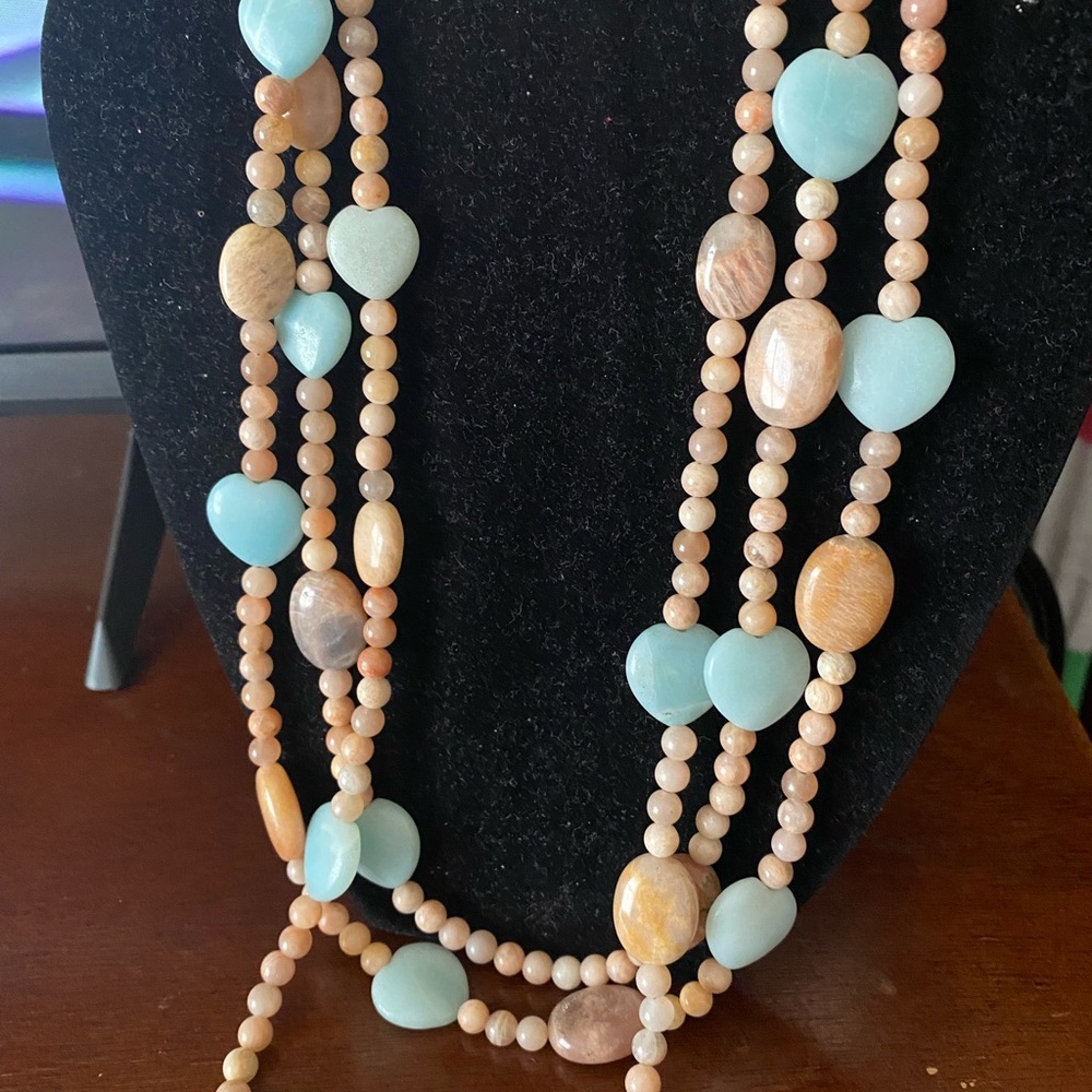Seafoam Green & Beige Necklace - Picture 3 of 3